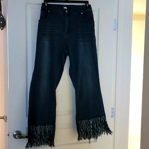 Frayed Hem Jeans by Venus